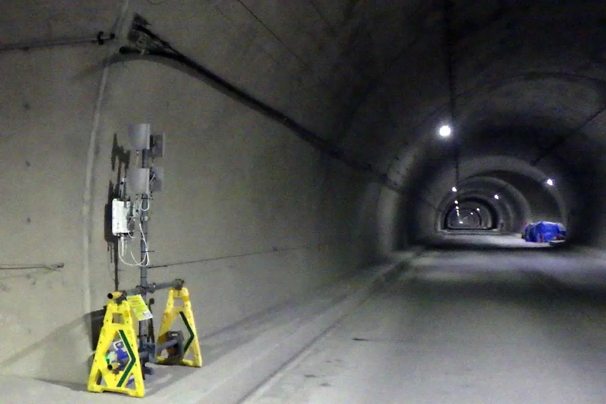 Tunnel Communication